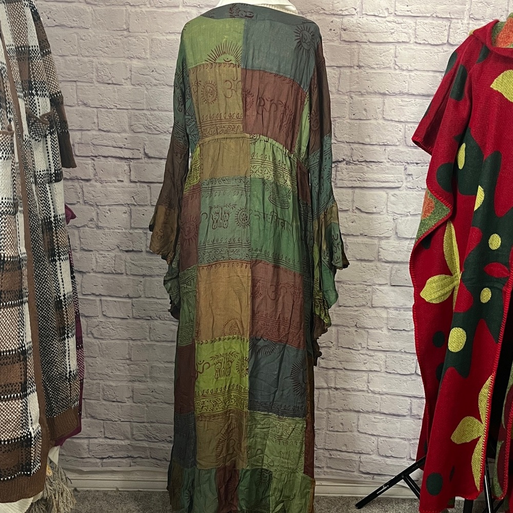 0906. Patchwork Multicolor Long Kimono - Picture 6 of 9